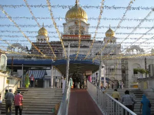 Bangla Sahib Gurudwara New Delhi